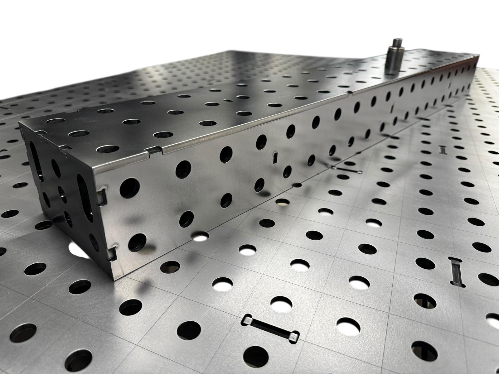 Svařovací stůl HELLER, 3D svařovací stůl hellraisercut, české brány (6)